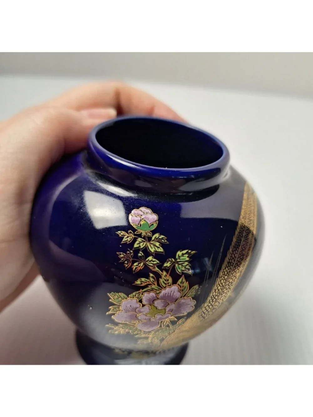 VTG KUTANI JAPANESE PORCELAIN COBALT BLUE VASE GOLDEN PHEASANT LOTUS GOLD TRIM